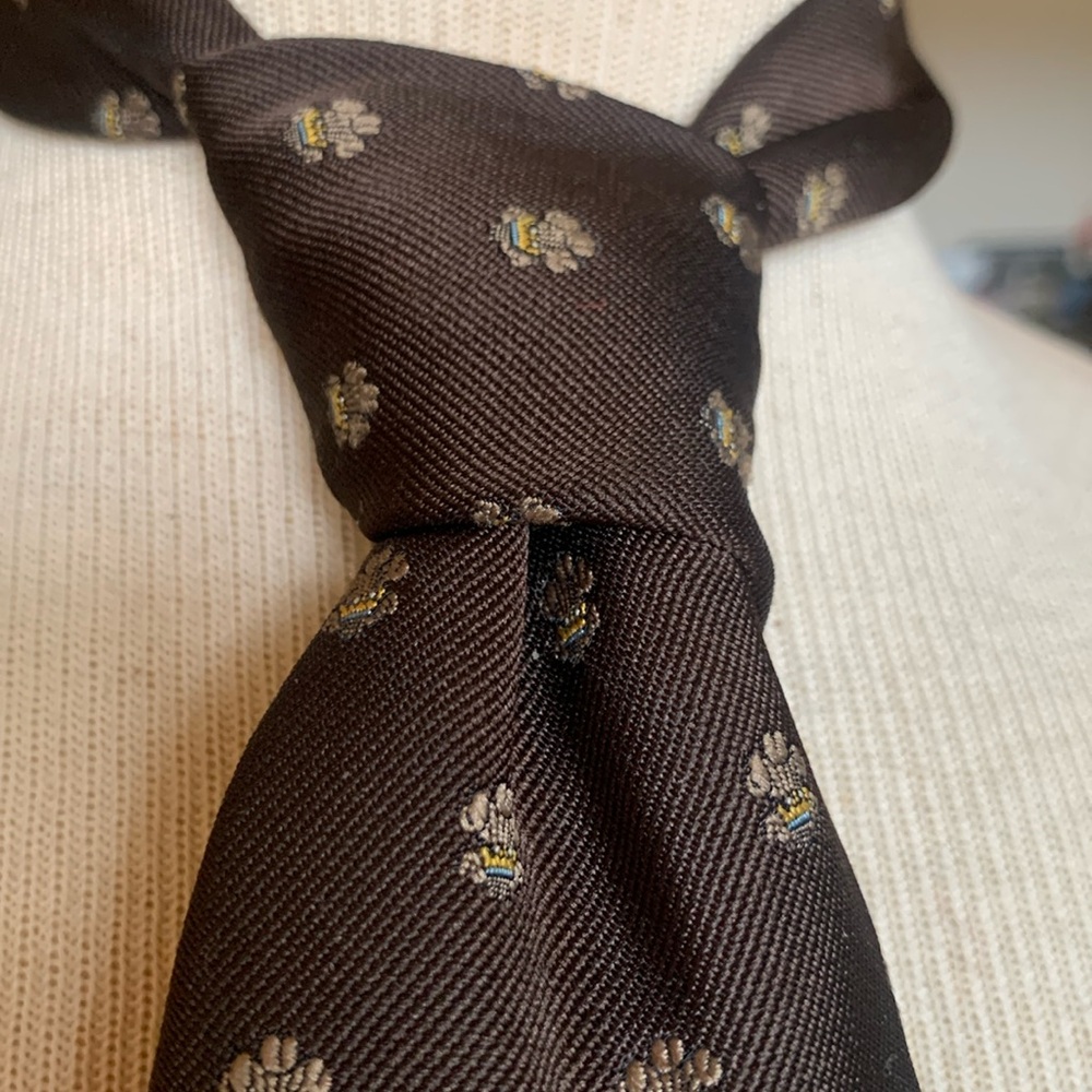 60’s BILL BLASS 3 FEATHER, TRIPLE PLUME PRINCE OF WALES NECKTIE,HERALDIC ROYALTY